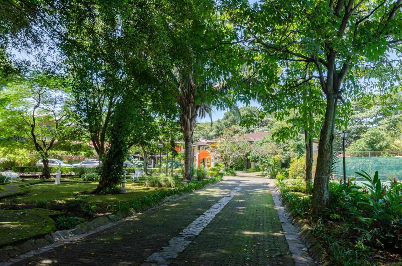 El Rodeo Estancia Boutique Hotel & Steakhouse San José Dış mekan fotoğraf