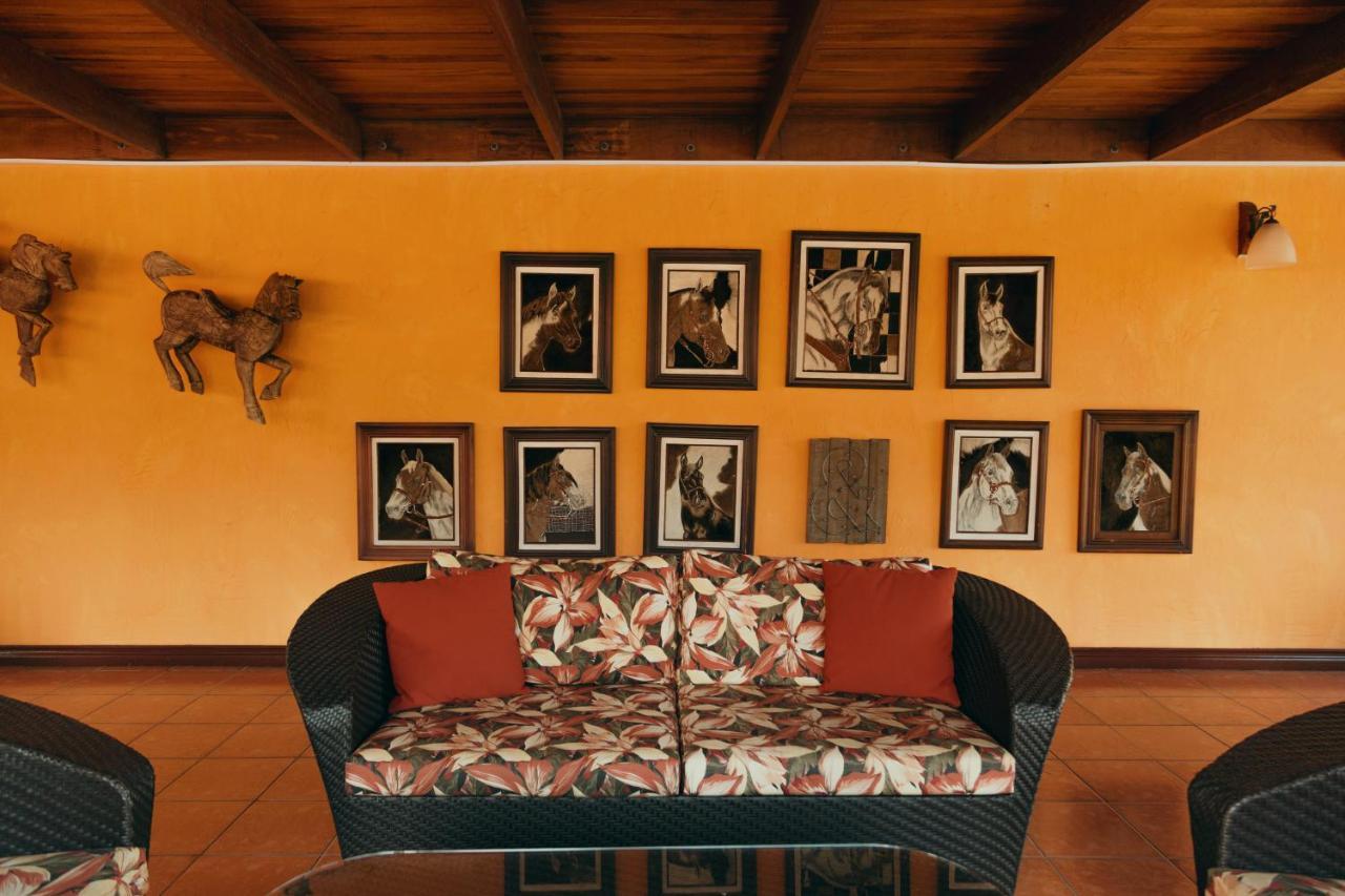 El Rodeo Estancia Boutique Hotel & Steakhouse San José Dış mekan fotoğraf