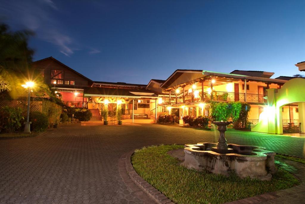 El Rodeo Estancia Boutique Hotel & Steakhouse San José Dış mekan fotoğraf